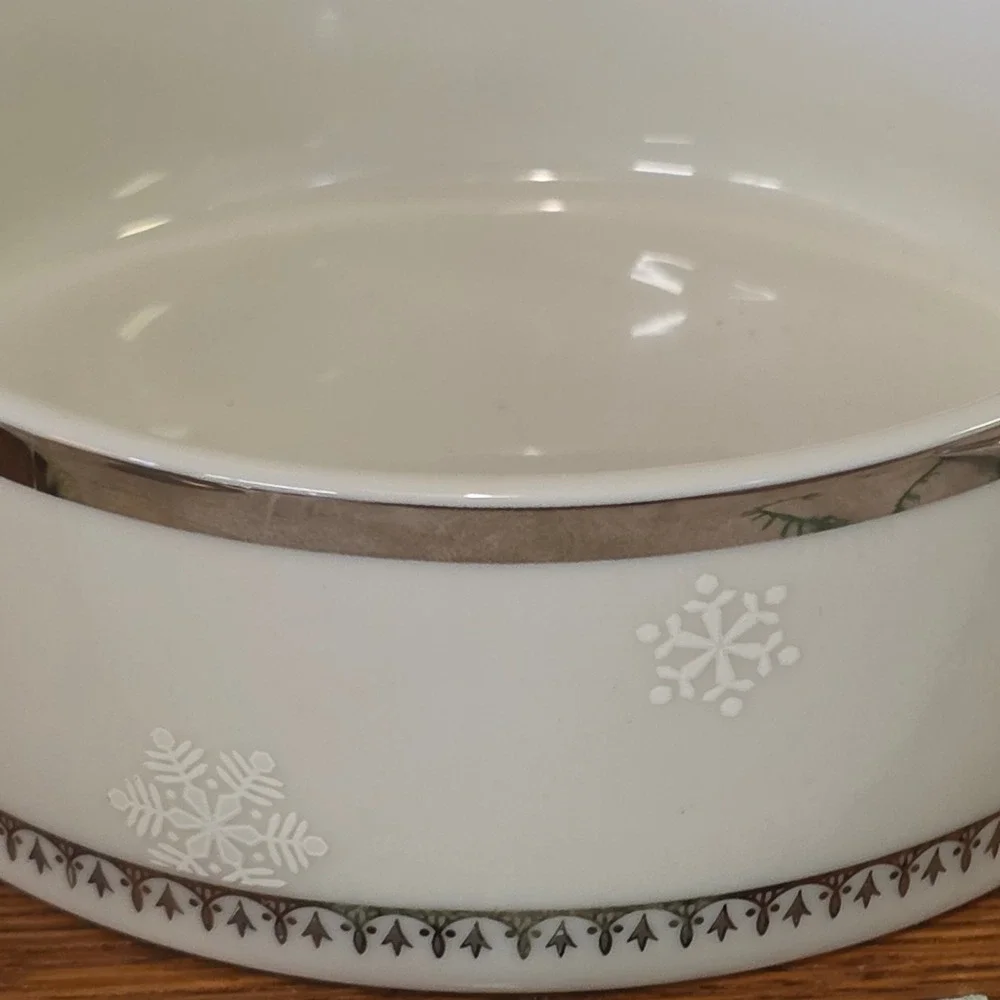 Vintage Mikasa Winter Trinket Dish & Hanson ‎ Stainless Steel Vase Square Modern